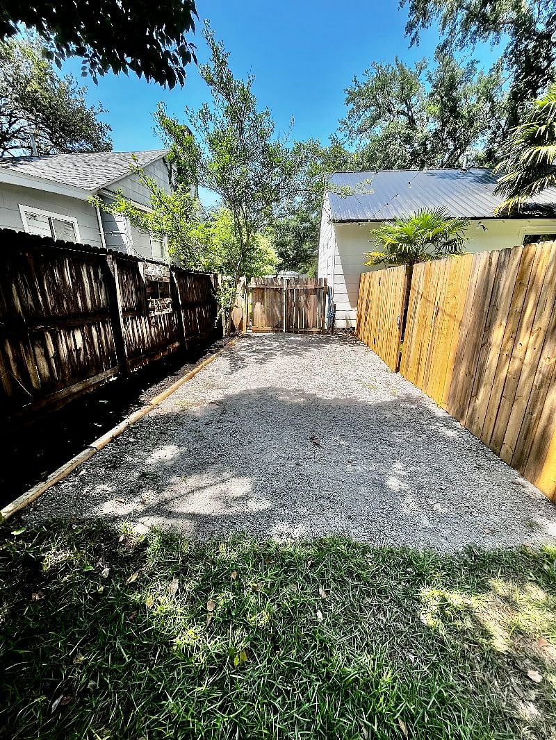 Furnished Finder property 538211_1 photo 17