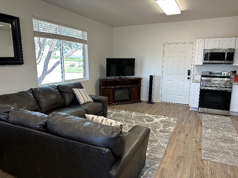 Furnished Finder property 538232_1 photo 6