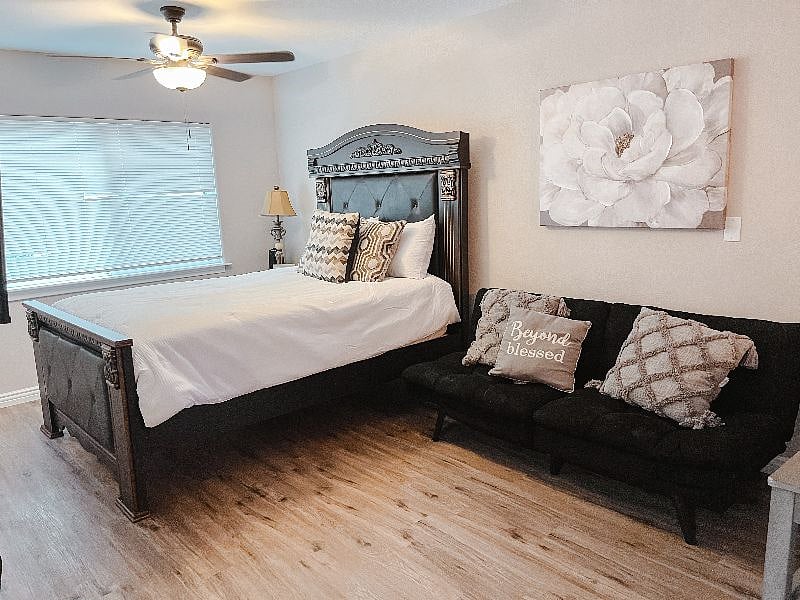 Furnished Finder property 538266_1 photo 1