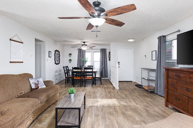 Furnished Finder property 538331_1 photo 8