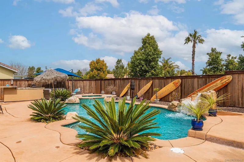 Furnished Finder property 538364_1 photo 22