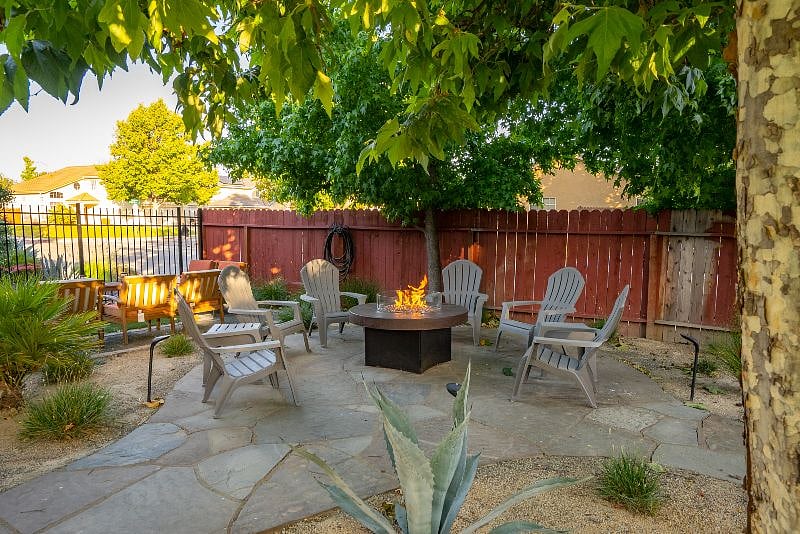 Furnished Finder property 538530_1 photo 8