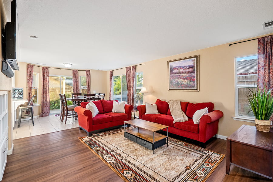 Furnished Finder property 538530_1 photo 3