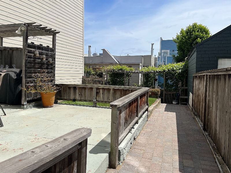 Furnished Finder property 538540_1 photo 10