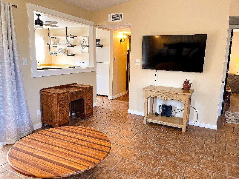 Furnished Finder property 538586_1 photo 4
