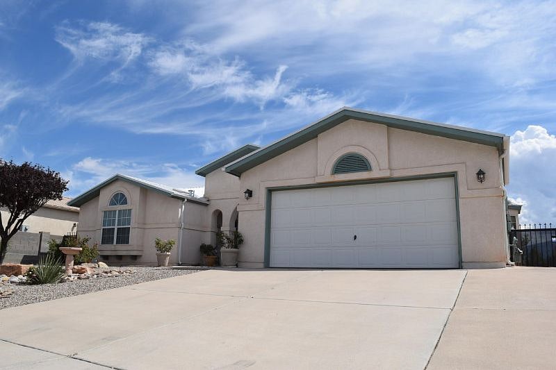 Furnished Finder property 538587_1 photo 32