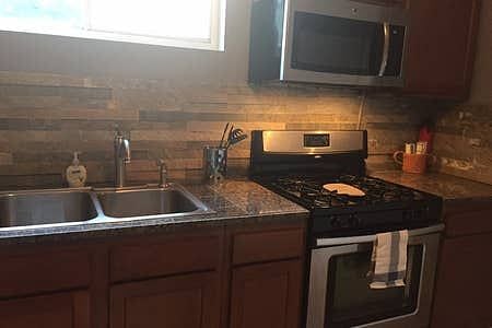 Furnished Finder property 538604_1 photo 3