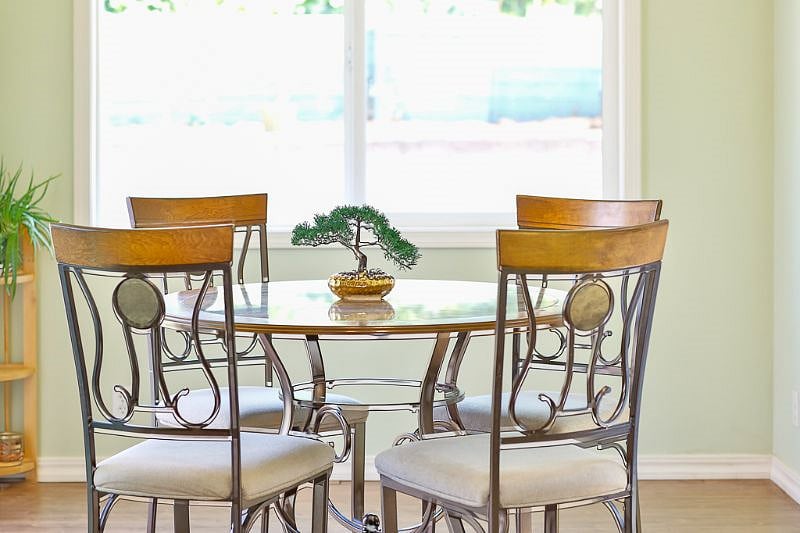 Beautiful dining with tons of natural light for dining or working!