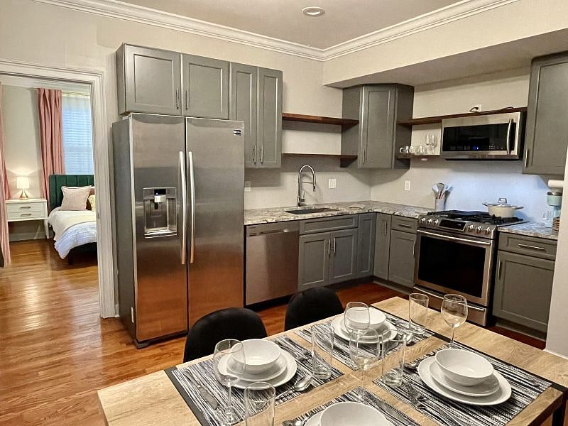 Furnished Finder property 538824_1 photo 3