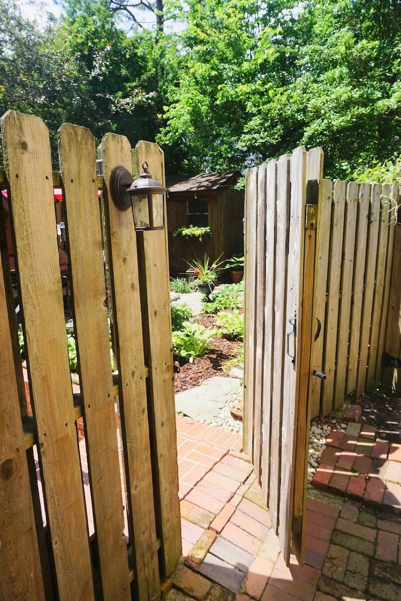 Gate to enter into courtyard