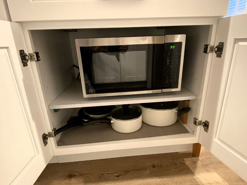 Stainless steel microwave and pots/pans