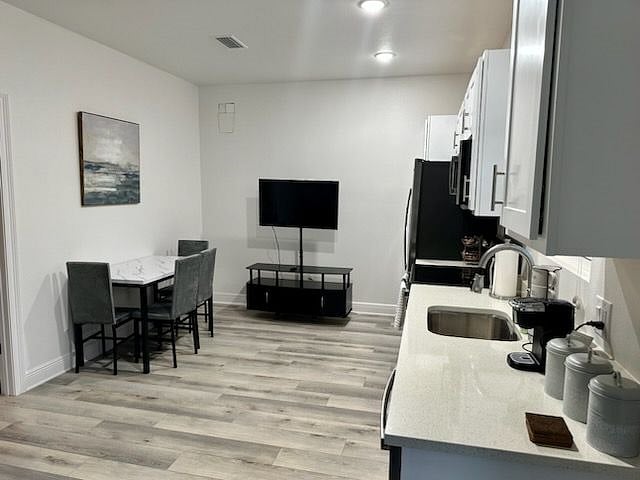 Furnished Finder property 538962_1 photo 4