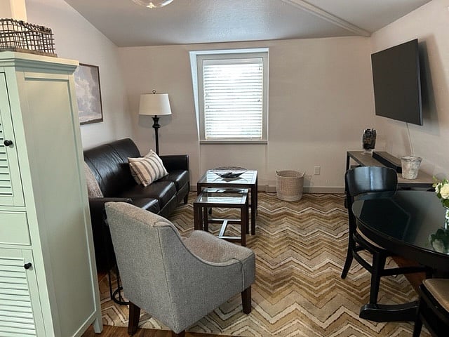 Furnished Finder property 539010_1 photo 4