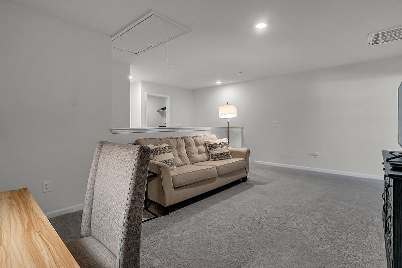 Furnished Finder property 539232_1 photo 25