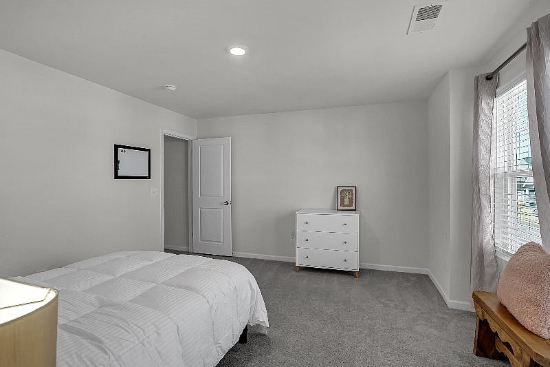 Furnished Finder property 539232_1 photo 30