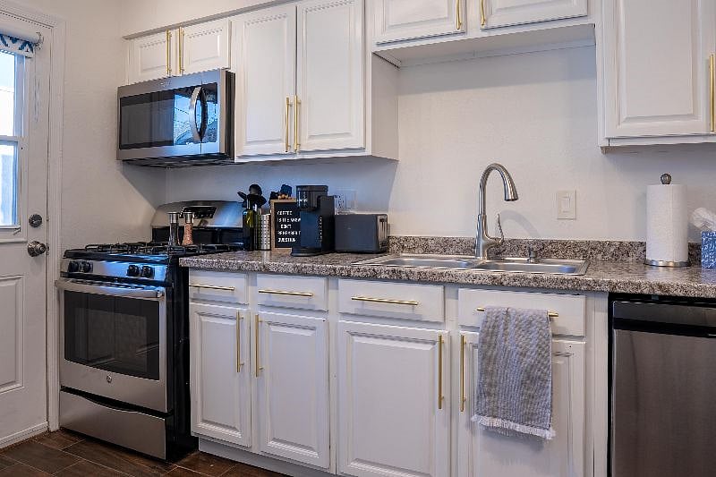 Furnished Finder property 539277_1 photo 12