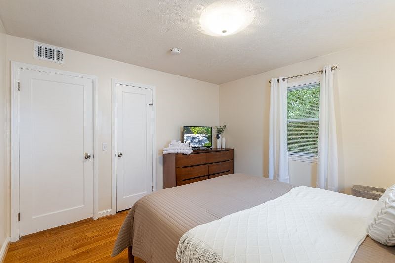 Furnished Finder property 539465_1 photo 6