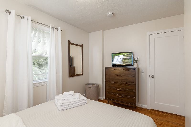 Furnished Finder property 539465_1 photo 10