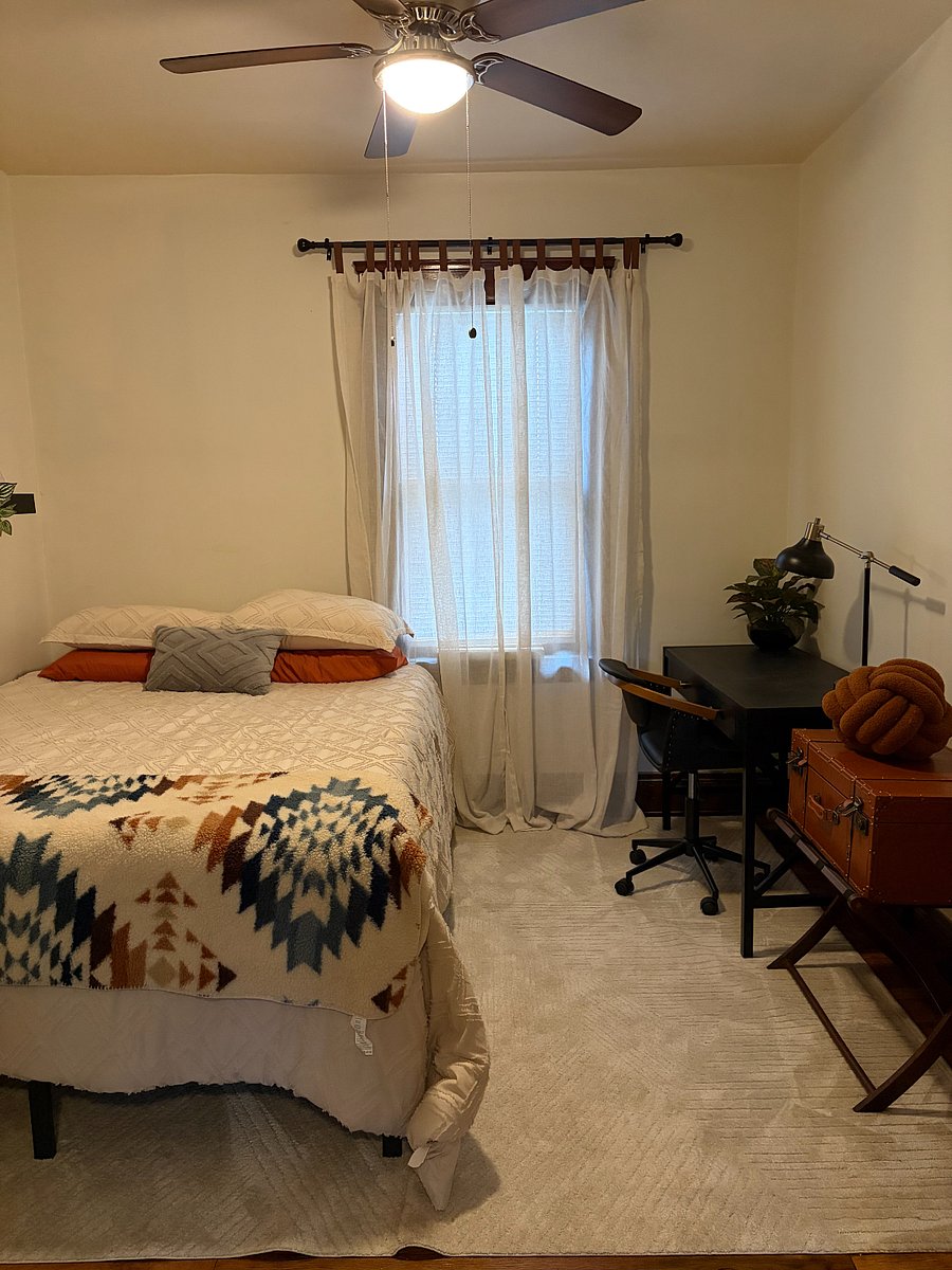 Second bedroom