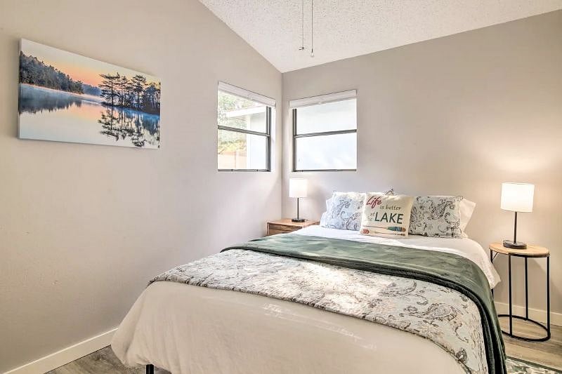 Bedroom #3 with queen size bed