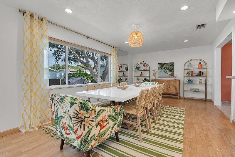Dining room with 10 person table
