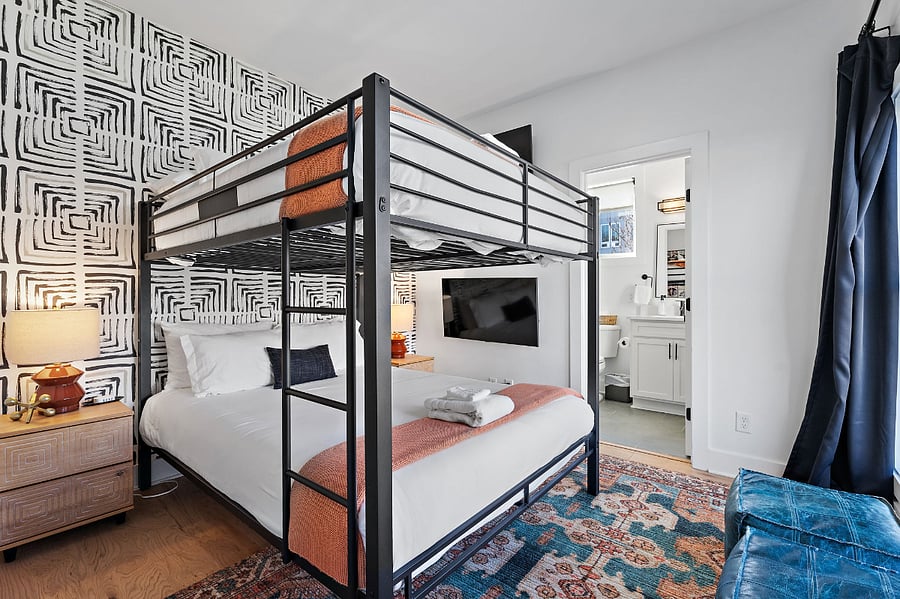 Queen sized bunk beds