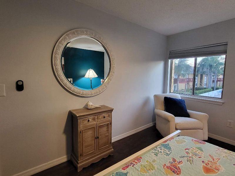 Queen bedroom