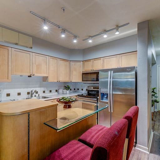 Furnished Finder property 539728_1 photo 8