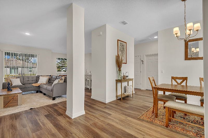 Furnished Finder property 539780_1 photo 8