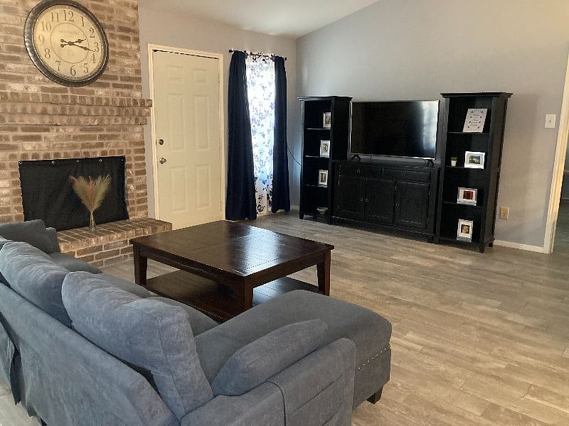 Furnished Finder property 539803_1 photo 5