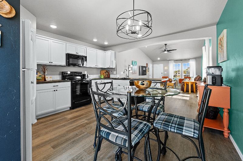Furnished Finder property 539841_1 photo 16