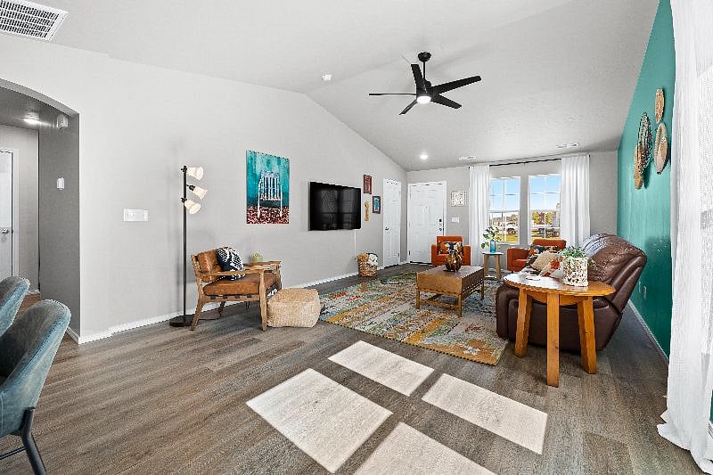 Furnished Finder property 539841_1 photo 8