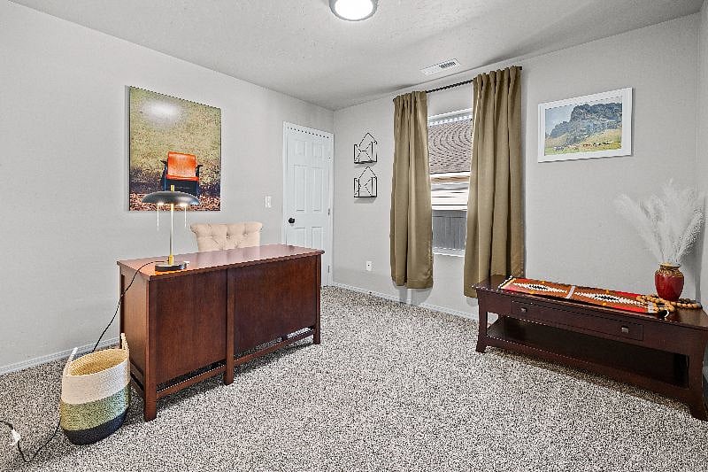Dedicated room for your office