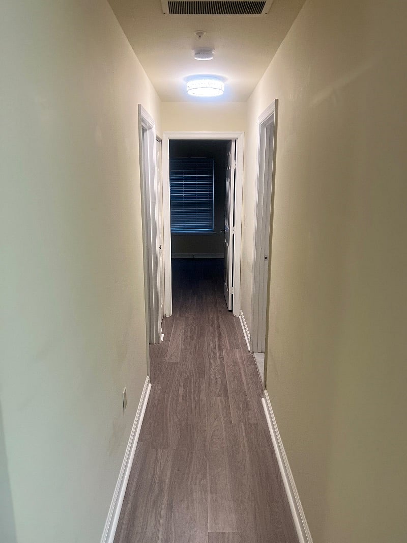 Hall way to bedrooms:
Door straight ahead: Master bedroom with master bathroom
Door to left second bedroom: door to the right bathroom.