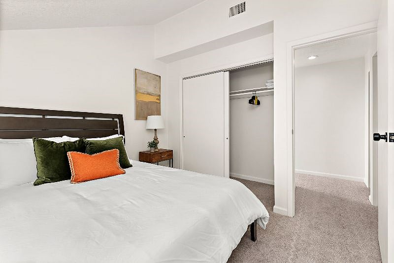 Furnished Finder property 539937_1 photo 16