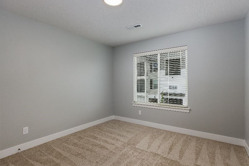 Furnished Finder property 539939_1 photo 16