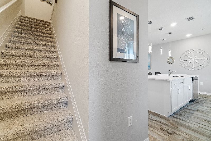 Furnished Finder property 540048_1 photo 13