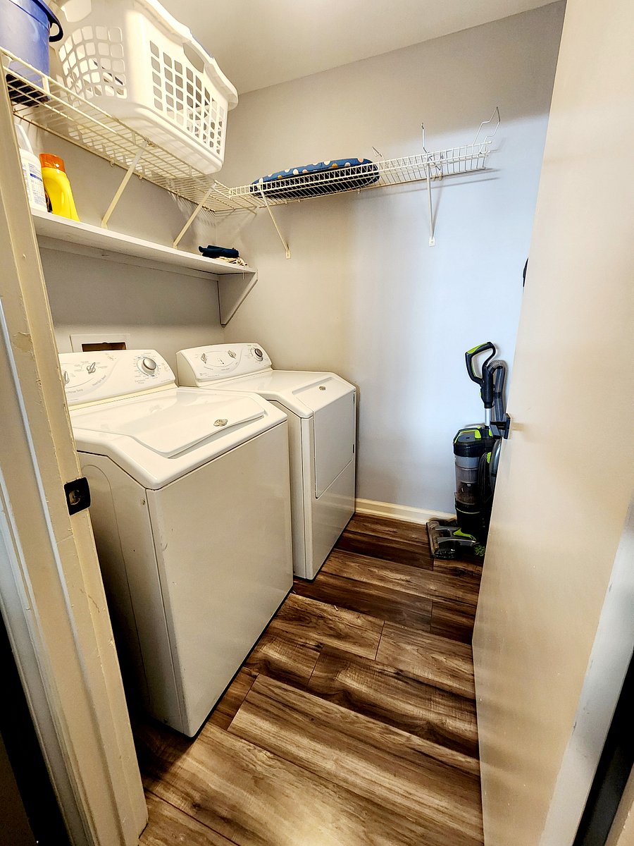 Full size Washer and Dryer