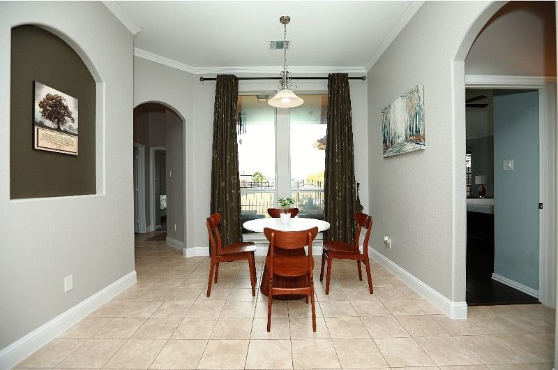 Breakfast nook with a view to community lake