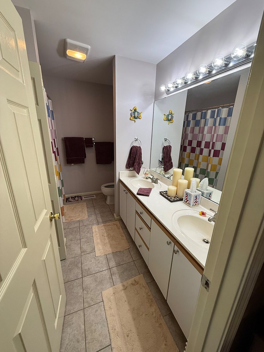 Grand Suite ( Private Bathroom)