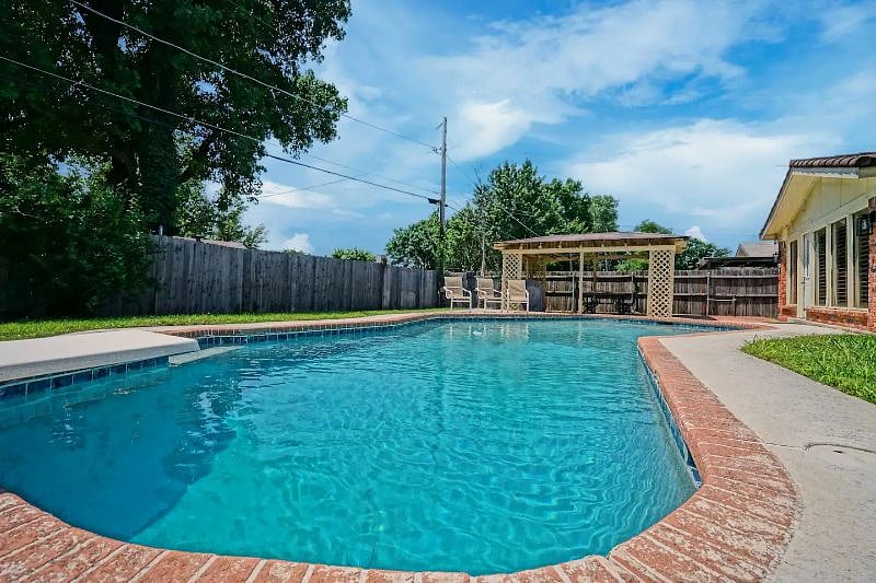 Furnished Finder property 540792_1 photo 30
