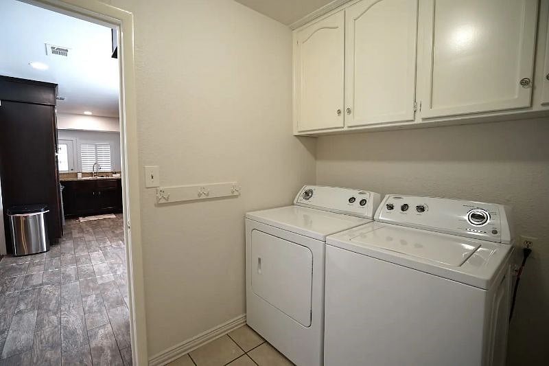 Furnished Finder property 540792_1 photo 29