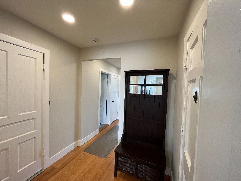 Furnished Finder property 540890_1 photo 8