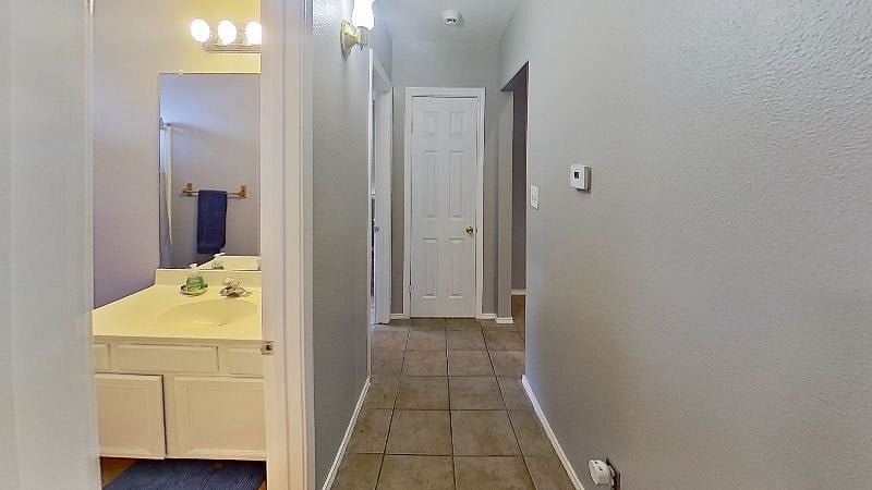 Furnished Finder property 540900_1 photo 8