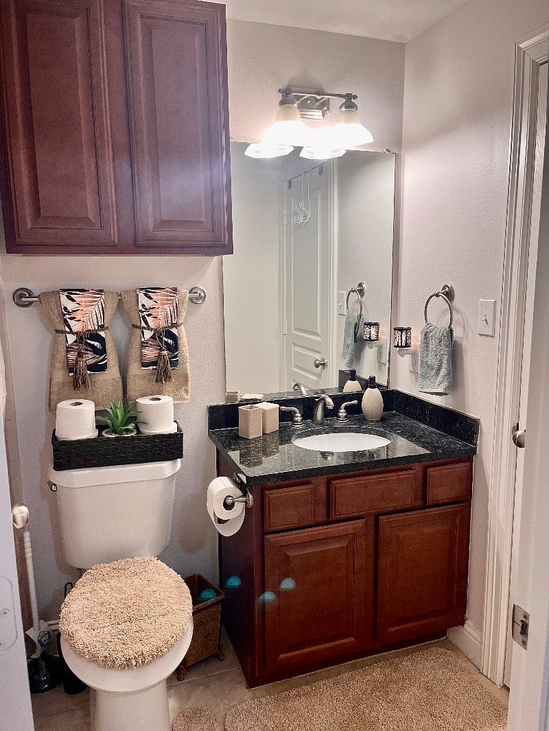 Private Full Bath