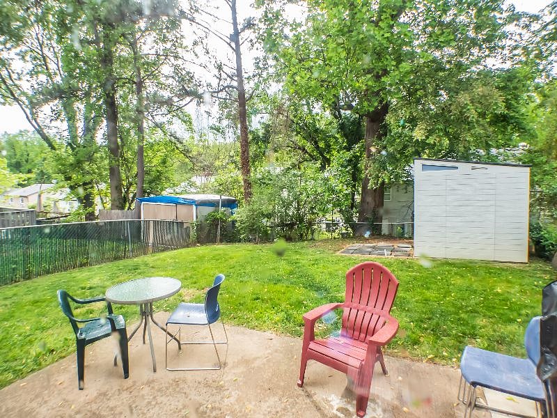 Relax with the evening sun. Or Barbeque on the gas grill. 