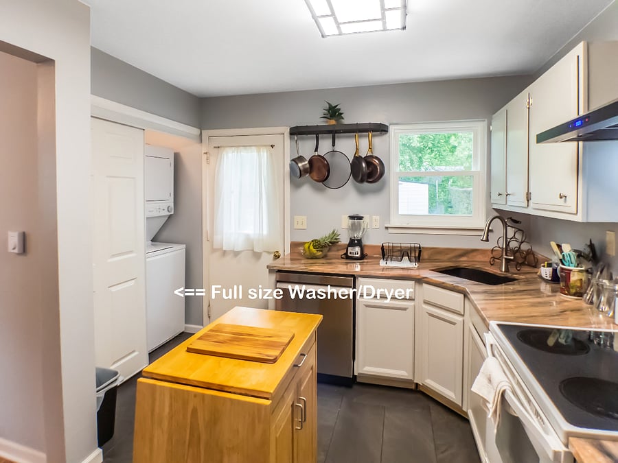 A fully equipped kitchen for preparing meals.