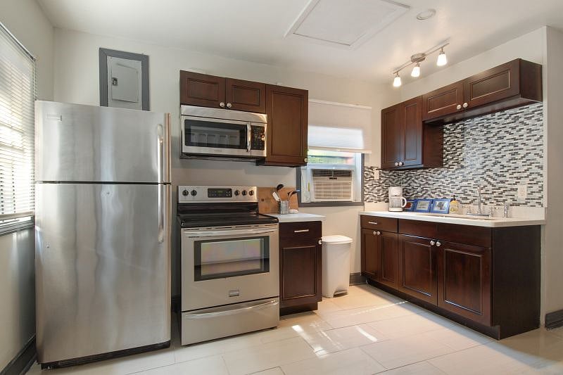 Furnished Finder property 541004_2 photo 4
