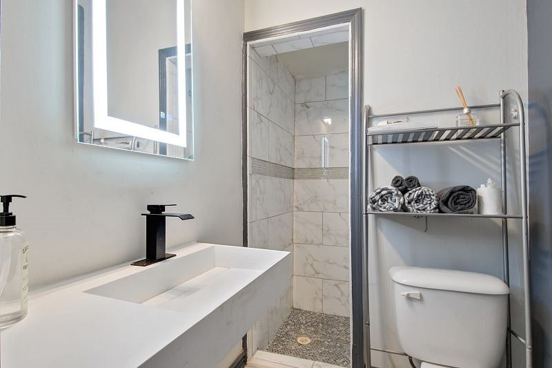 Furnished Finder property 541004_2 photo 6