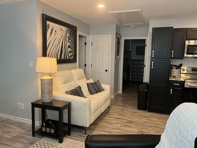 Furnished Finder property 541013_1 photo 10